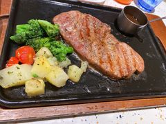 -必胜客(WOW中心城店)