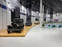 -杭州中沃沃尔沃4S店(滨江区店)
