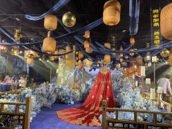 -欣薇婚纱(新源乐汇城店)