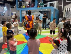 -MINI MARS KIDS CLUB亲子家庭中心(长宁天山店)