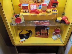 -麦当劳(金狮广场店)