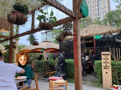 -二荆条·蜀鲜汇城市森林火锅
