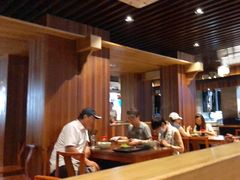 -亮亮面馆(经六路店)