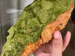 宇治抹茶牛角面包-PAPER STONE BAKERY(天汇广场店)