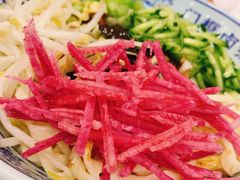 老北京炸酱面-门框胡同百年卤煮(新街口店)