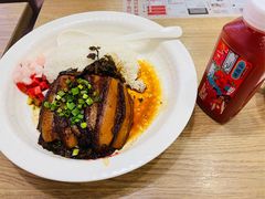 梅菜扣肉饭-阳阳中国饭(龙湖大兴天街)