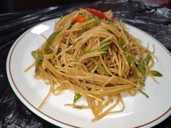 -路边边地标烧烤·川菜·小龙虾·音乐酒馆(良乡长虹店)