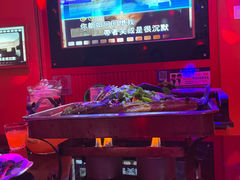 -唯爱KTV聚会餐厅(仙林东城汇店)