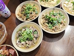 -谢老五跷脚牛肉·非遗传承店