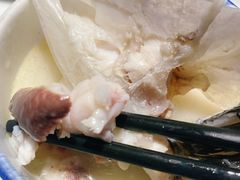 -姜君·千岛湖鱼头馆(浦东大道店)