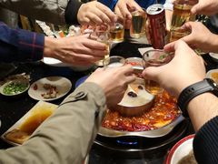 -茅草房·河畔园林火锅