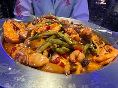 -徐记小怪兽肉蟹煲店(哈西万达金街店)
