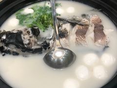 -香山湖家家宴(中山陵店)