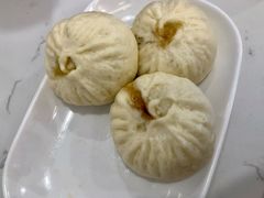 李与白酱肉包-李与白包子铺(桐梓林店)