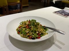 老虎菜拌手剥扇贝-开海·红岛海鲜虾水饺(石老人店)