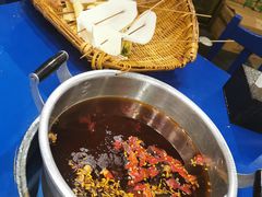 -马路边边串串香(双井直营店)