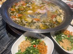 -老船舫·现做活鲜鱼馆(东郊记忆店)
