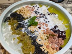 彩虹椰汁冰粉-遇见长安(赛格国际购物中心店)