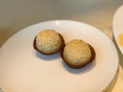 黄桥酥饼-皇朝会.经典传统粤菜(外滩店)