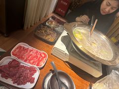 -天成·潮州牛肉脆肉鱼生蚝自助火锅