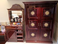 -深圳富苑皇冠假日套房酒店