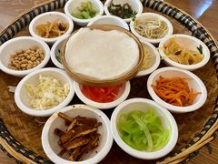 -包整·丝娃娃(一览甲秀楼风景店)