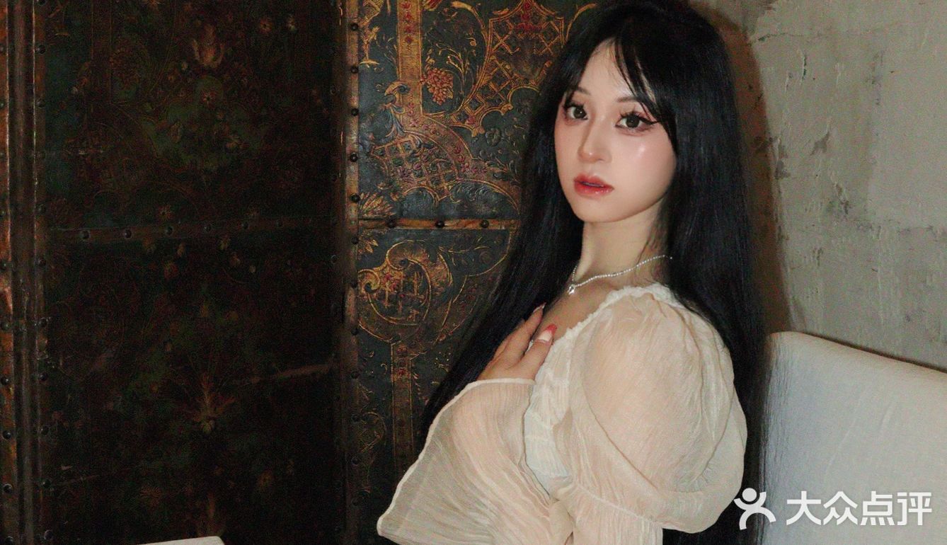 还没到迪士尼怎么就发现公主了🎀