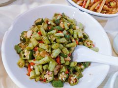 长豆角炒秋葵-笨罗卜浏阳菜馆(龙华鹏润达店)