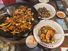 -富正毅三下锅(体育馆店)