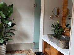 -四姑娘山阿巴郎·藏式花园餐厅