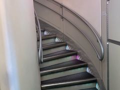 -新加坡航空公司(ION)