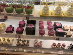 -罗红摄影艺术馆