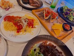 -STARRY CAFE & LOUNGE BAR(高新店)