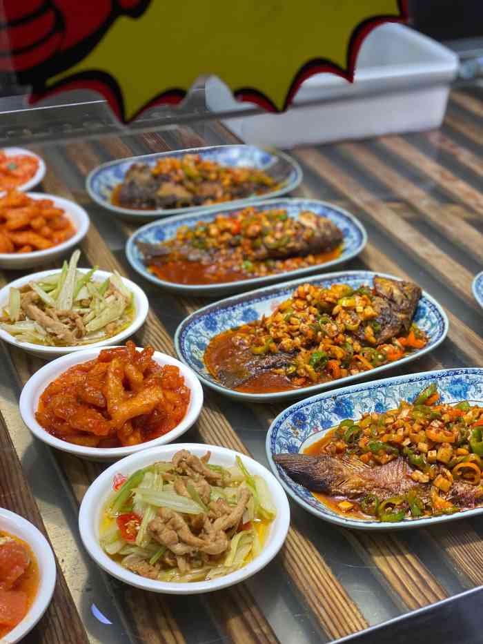 顺旺基·中式快餐(凯德广场店)-"顺旺基每家店菜品都差不多倒是蛮好选