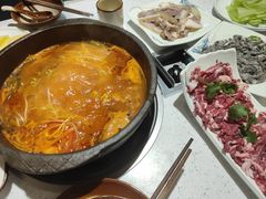 -贵府酸汤牛肉火锅·贵州老字号(飞山街店)