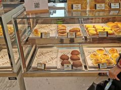 面包甜点陈列柜-浓心爷爷·现烤面包(荔胜广场店)