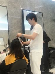 中发-TONI&GUY