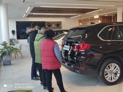 -北京宝诚宝马4S店