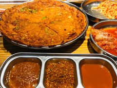 -青瓦炭韩潮烤肉(花园道店)