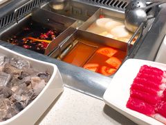 -海底捞火锅鲜切牛肉主题店(长寿路店)