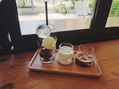 转山冰奶咖/三颗球-转山咖啡(松柏社区店)