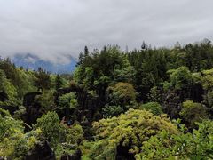 -梭布垭石林景区