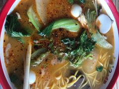 -小蛮椒麻辣烫·麻辣拌(青浦宝龙店)