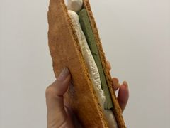 茉莉龙井压扁可颂-DRUNK BAKER(上海陕康里店)