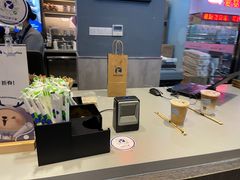 -瑞幸咖啡(东方广场中庭店)