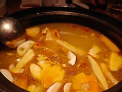 -一朵菌·野生菌探索家火锅(南亚店)