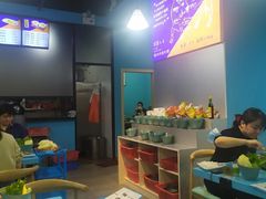 -湾区九号鲜切牛肉火锅(明珠南路店)