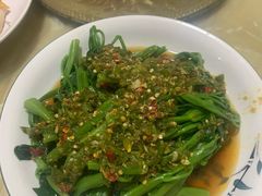 剁椒藤菜-洪霞餐馆