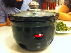 这个装盘好奇怪！是红烧肉哦居然！-达博饭店