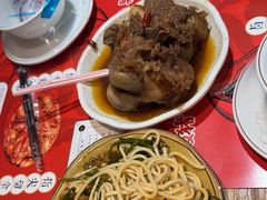 -李双猪·小龙虾·烧烤·羊肉煲(乐山店)